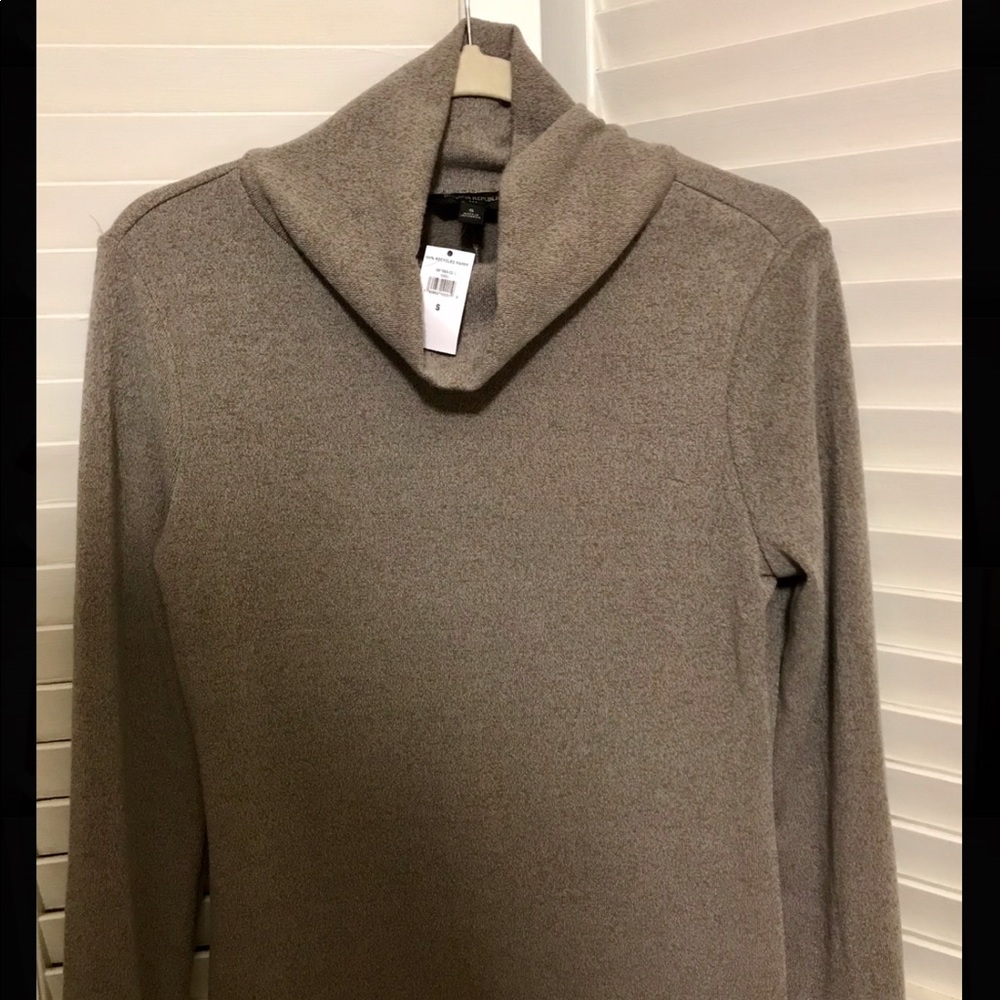 Banana Republic beige cowl neck sweater dress NWT - Picture 2 of 8
